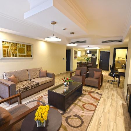 Mestil Hotel & Residences Kampala Exterior foto