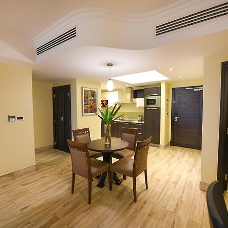 Mestil Hotel & Residences Kampala Exterior foto