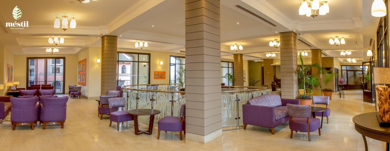 Mestil Hotel & Residences Kampala Exterior foto