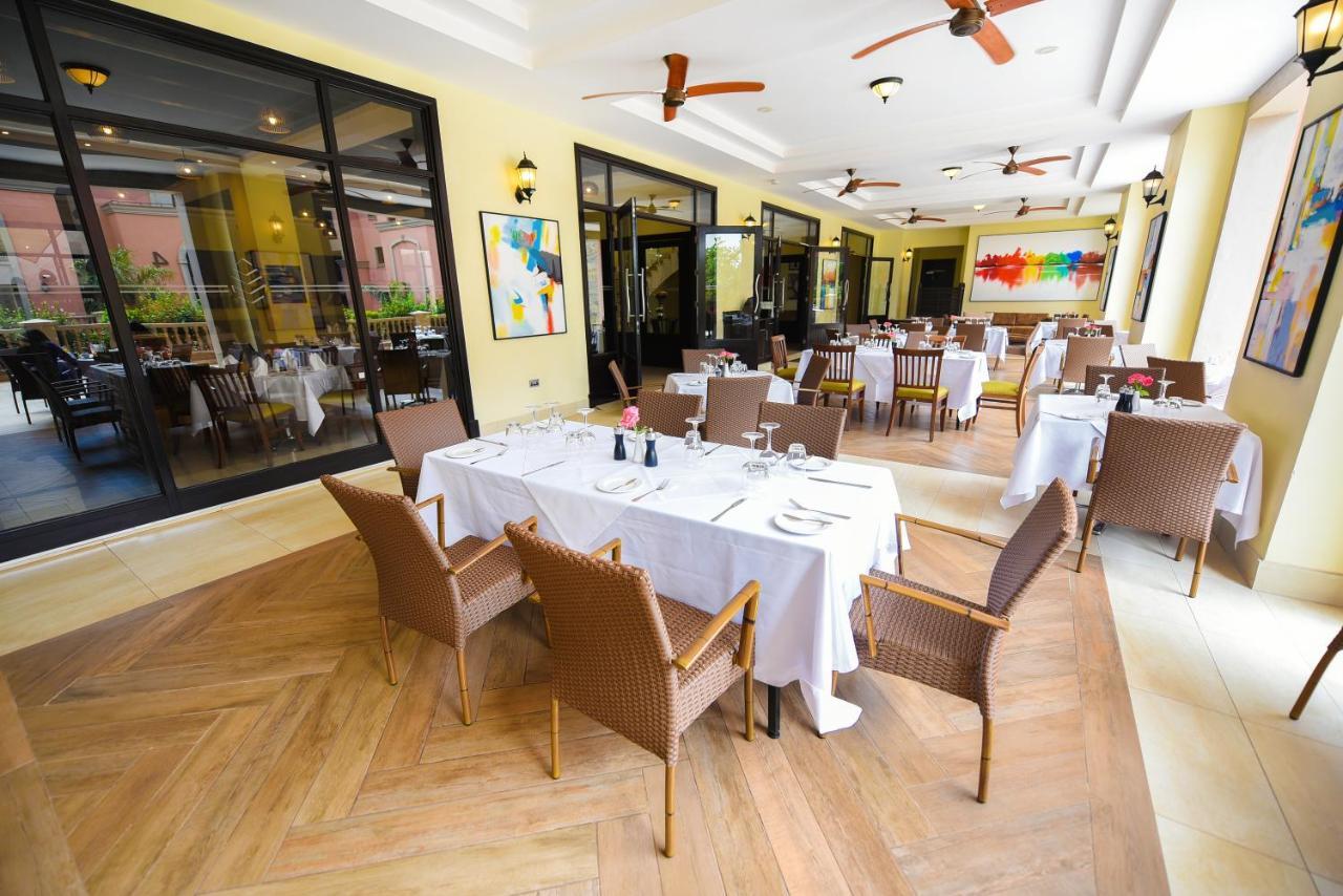 Mestil Hotel & Residences Kampala Exterior foto