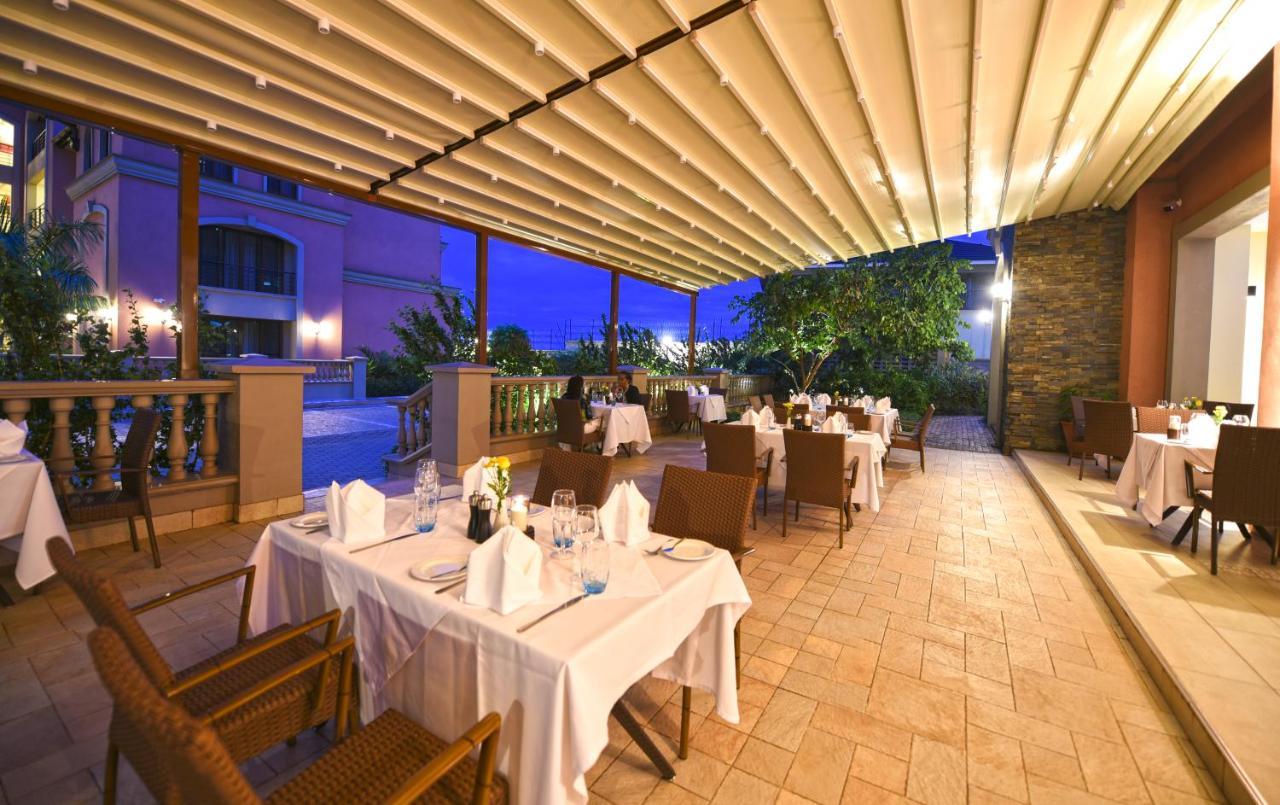 Mestil Hotel & Residences Kampala Exterior foto