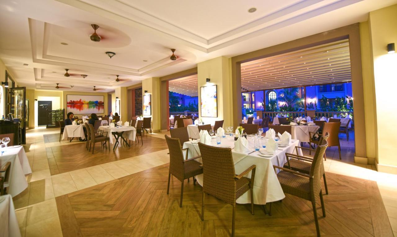 Mestil Hotel & Residences Kampala Exterior foto