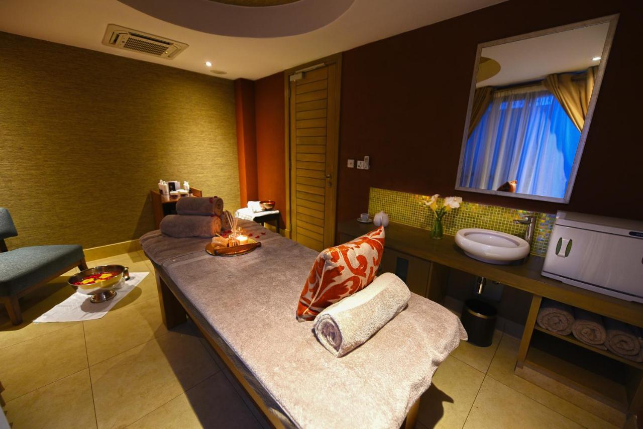 Mestil Hotel & Residences Kampala Exterior foto